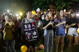 官方：德约科维奇惊险取胜(德约科维奇捍卫了巨头的荣光)
